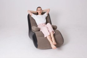 كرسي نفخ للراحة والاسترخاء