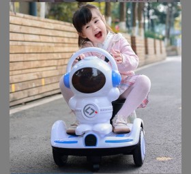 سيارة الأطفال الذكية